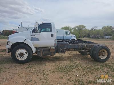 Year: 2001 Make: Ford Model: F-650 Vehicle Type: Truck Body Type: Regular Cab
