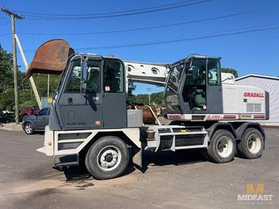 Runs And Operates Really Well. Dual Cab Controls. Clean Up And Digging Bucket.