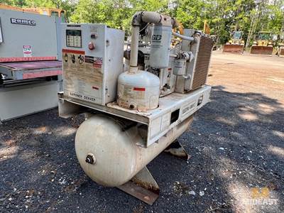 Heavy Duty Stationary Compressor Designed Forshop, Manufacturing, And Industrial