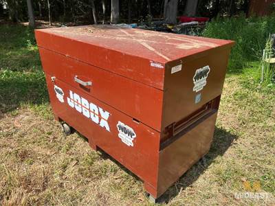 Unit Is In Very Good Used Condition.Clean Inside, Opens/Closes Properly, And