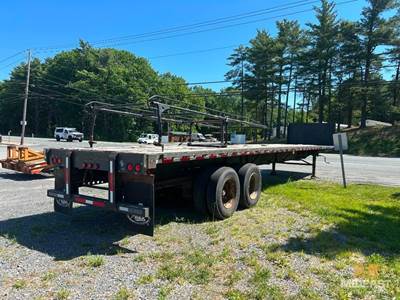 Tires And Trailer Are Overall In Good Condition. Road Worthy. Extendable Feature