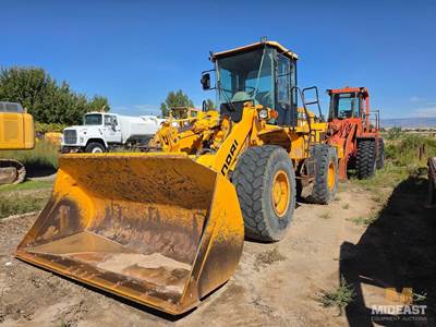 Hyundai Wheel Loader HL757-7  Hours Unknown  Consigner Estimates Around 4-5k