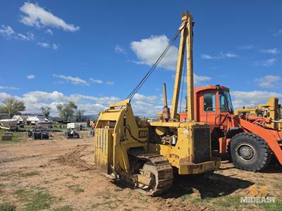 CAT 561C With Sideboom.