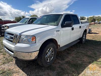 2008 Ford F-150 Supercrew 4 Door Cab Pickup Truck. 4WD/4X4, 4-Speed Automatic,