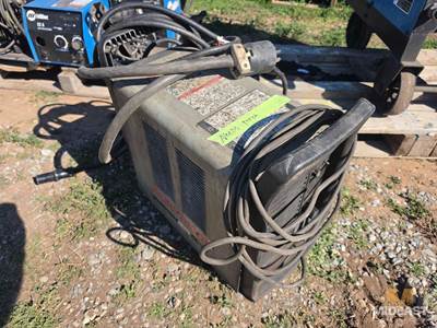 Hypertherm Powemax 1250 Hypertherm Powermax 1250. Working, Needs Torch.