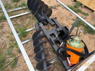 Skid Steer Auger New Skid Steer Auger. 3/4 In Pin, 12 And 24 On Bit.
