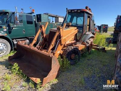 Case 580 Super L Backhoe