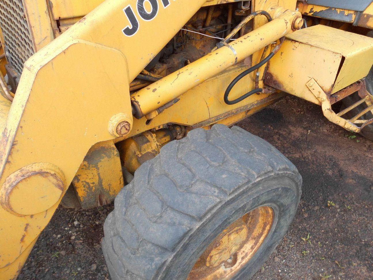 1989 John Deere 410C Backhoe For Sale, 4,200 Hours Southington, CT
