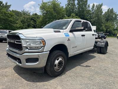 RAM 3500 Cab & Chassis Truck