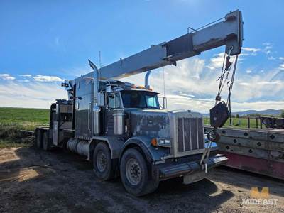National 1169 Crane Truck