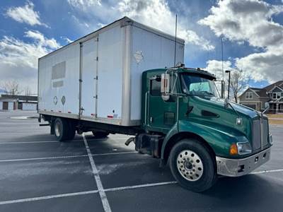 Kenworth T300 Box Truck - Automatic