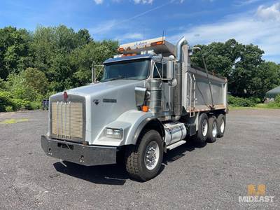 Kenworth T800 Dump Truck