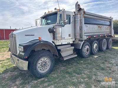 Kenworth T800 Dump Truck