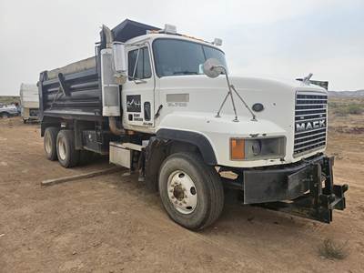 Mack CL713 Dump Truck - E7-460 460HP, 13 Speed Manual