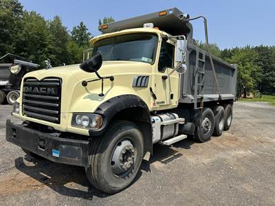 Mack Granite GU713 Dump Truck