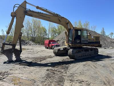 Caterpillar 235B Excavator