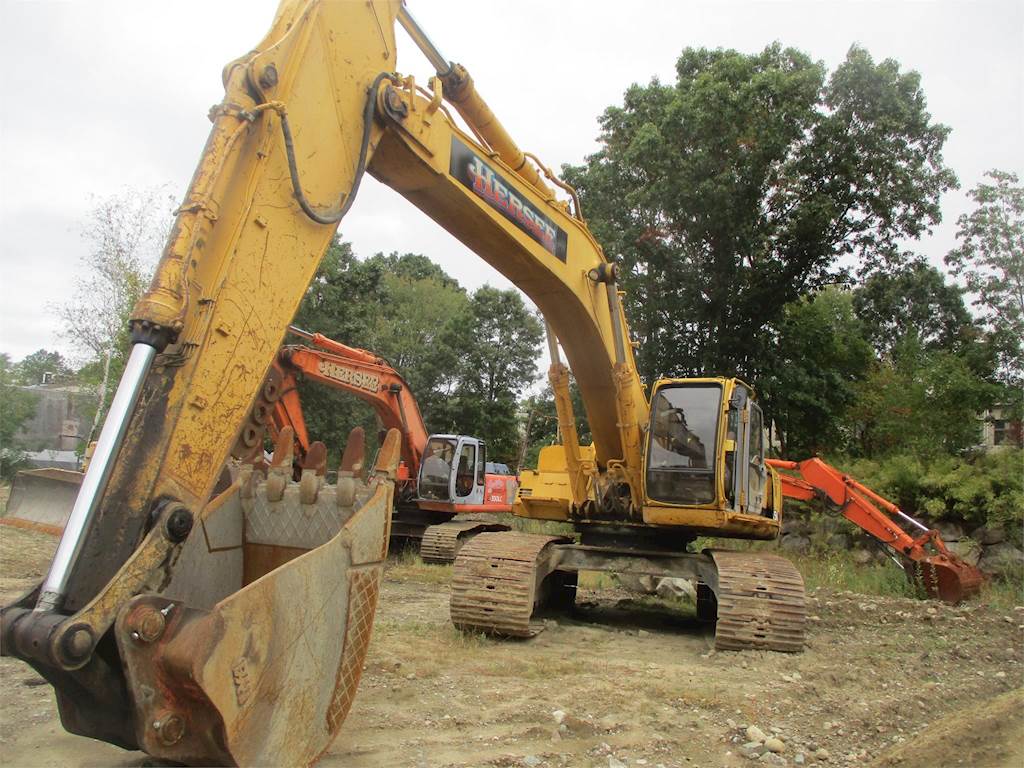 John Deere 450LC Excavator For Sale, 19,764 Hours Stoughton, MA