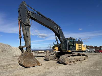 John Deere 470G LC Excavator