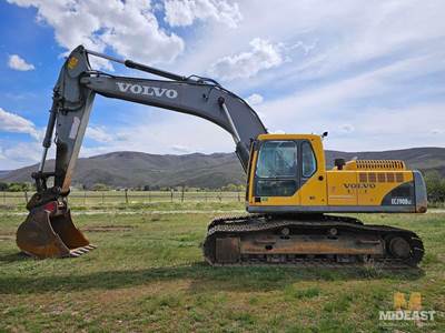 Volvo EC290B LC Excavator