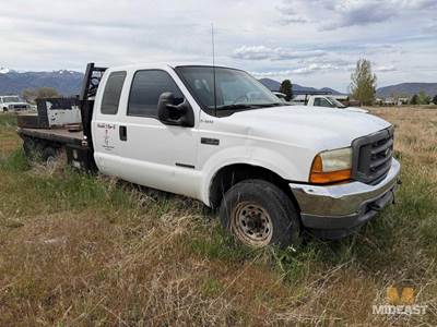 Ford F-250 Flatbed Truck