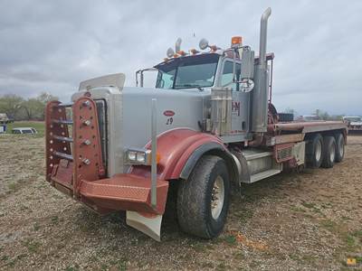 2007 Peterbilt 357 Flatbed Truck