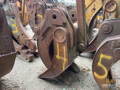 Grapple For 200 Size Machine. Fits 20-Ton Excavator Class.    Located In: