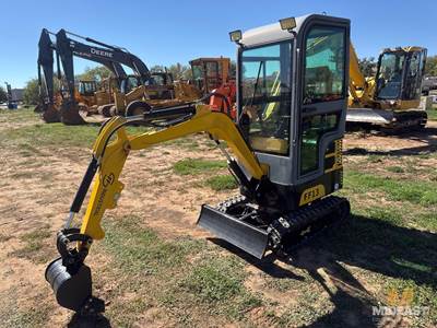 FF Industrial FF13 Mini Excavator FF Industrial FF13Mini Excavator. Hour Meter