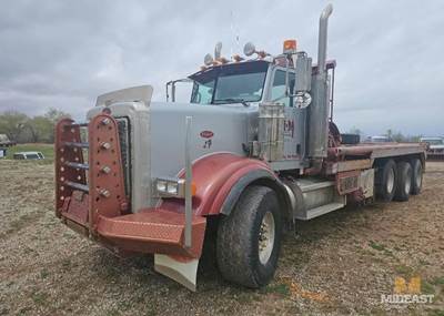 Peterbilt 357 Oil Field Truck