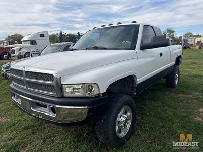 2001 Dodge Ram Pickup Truck 2001DodgeRam Pickup Truck.4 Door Cab; Quad,Manual