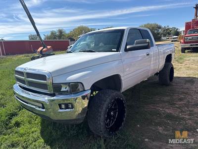 2001 Dodge Ram Pickup Truck 2001Dodge Ram Pickup Truck.4 Door Cab; Quad, 4WD,
