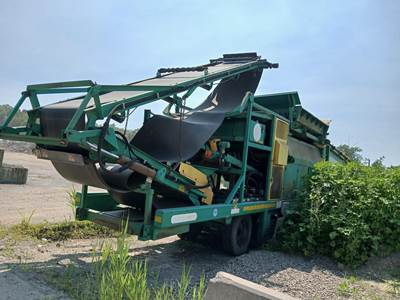 McCloskey 621RELH Screening Plant