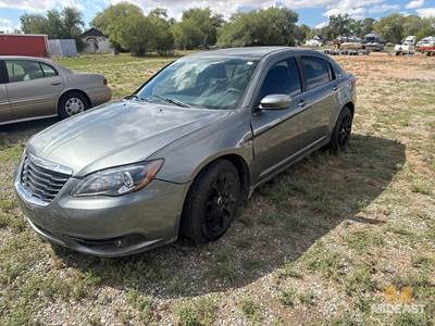 2011 Chrysler 200 S Sedan 2011 Chrysler200 S 4 Door Sedan.Fwd, 6-Speed Automatic