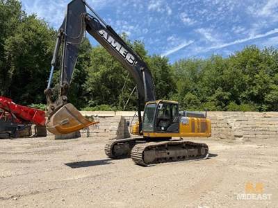 Bobcat T650 Track Skid Steer