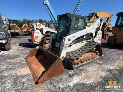 Bobcat T870 Track Skid Steer