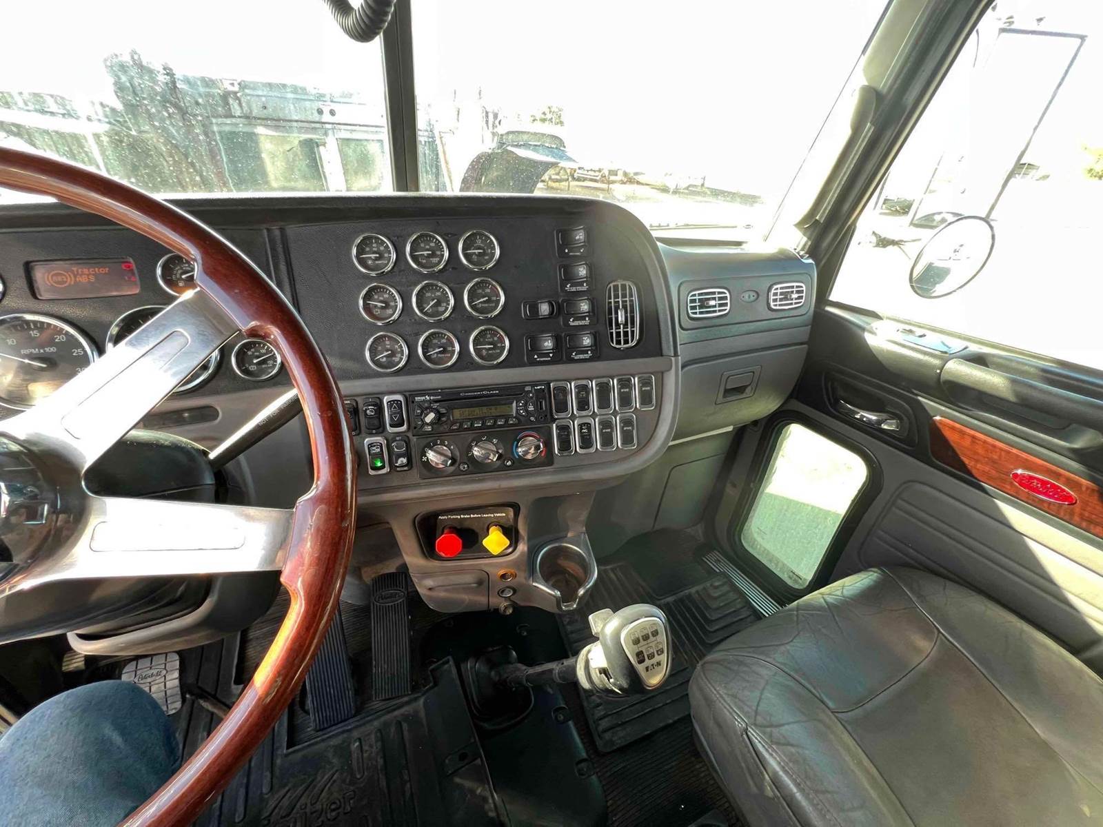 2014 Peterbilt 388 Sleeper Semi Truck For Sale Vernal, UT 102A