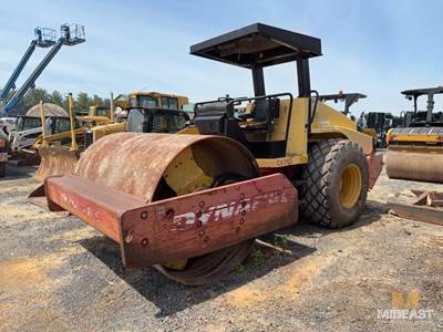 HAs 627 Hours. It Is A PArts MAchine. S/N: 67220559