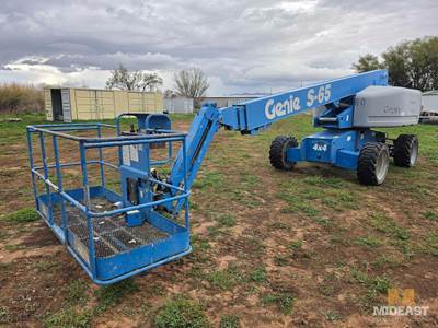 Genie S-65 Telescopic Boom Lift