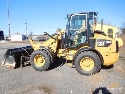 Caterpillar 908M Wheel Loader