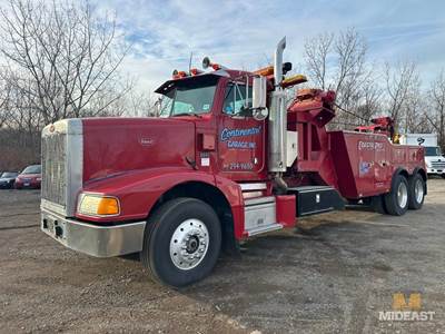Peterbilt 377 Wrecker Tow Truck