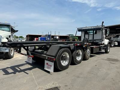 2004 Mack Granite CV713 Roll Off Truck with Automatic Tarp and