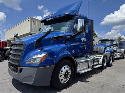 Freightliner Cascadia 116 Day Cab Truck - Detroit, 12 Speed Dt12 Amt