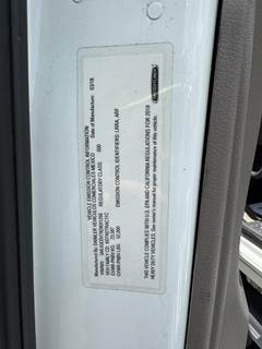 Freightliner Cascadia 125 Day Cab Truck - Detroit 450HP, 12 Speed Dt12 Amt