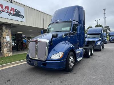 Kenworth T680 Day Cab Truck - Paccar 455HP, 12 Speed Amt