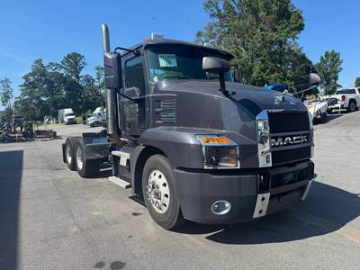 Mack Anthem 64T Day Cab Truck - MP7 425HP