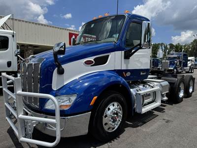 Peterbilt 579 Day Cab Truck - Paccar, Automatic