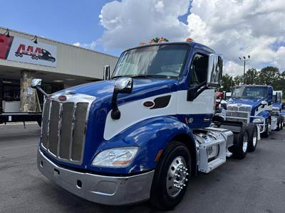 Peterbilt 579 Day Cab Truck - Paccar 455HP, 12 Speed Amt