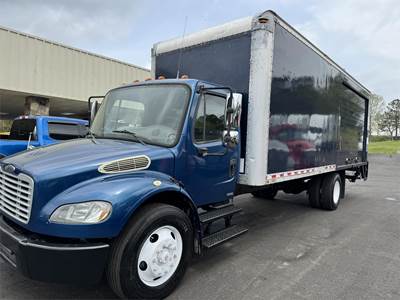 Freightliner M2 100 Box Truck