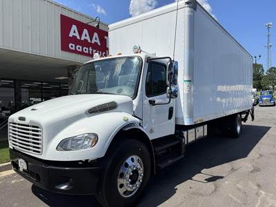 Freightliner M2 106 Box Truck - Automatic