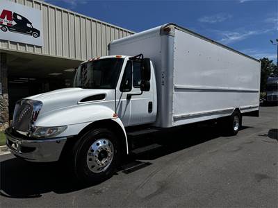 International DuraStar 4300 Box Truck