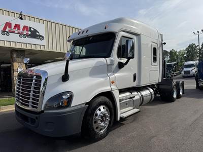 Freightliner Cascadia 125 Sleeper Semi Truck - Mid Roof Sleeper, Detroit 450HP, 10 Speed Manual
